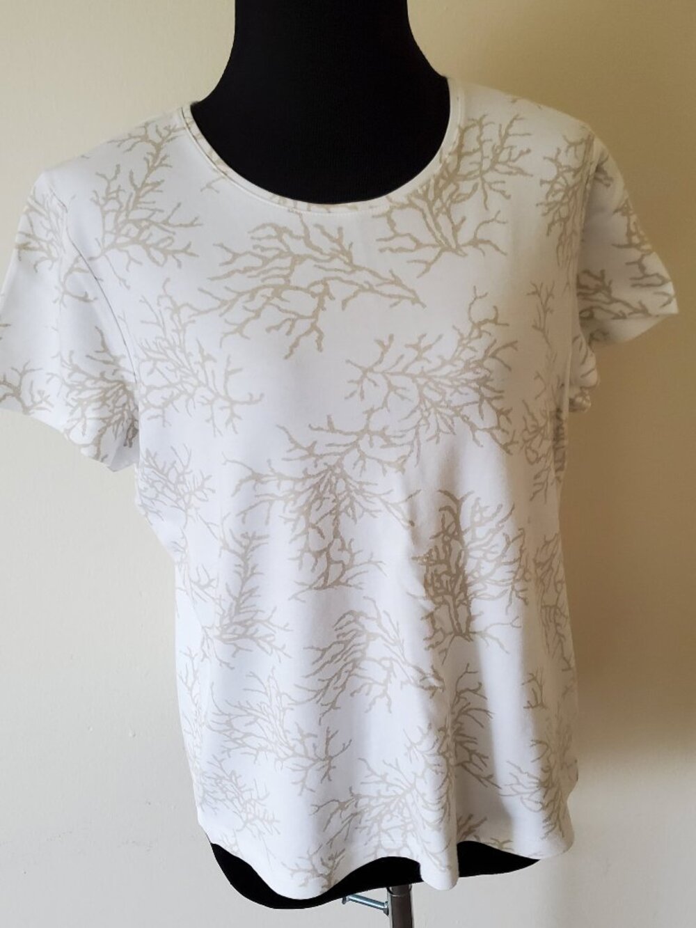 Croft & Barrow Twig Print Classic Tee Shirt Top